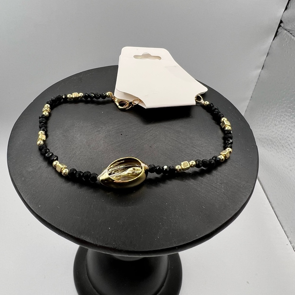 Black and Gold Tone Ankle Bracelet With‎ Gold Tone Seashell NEW